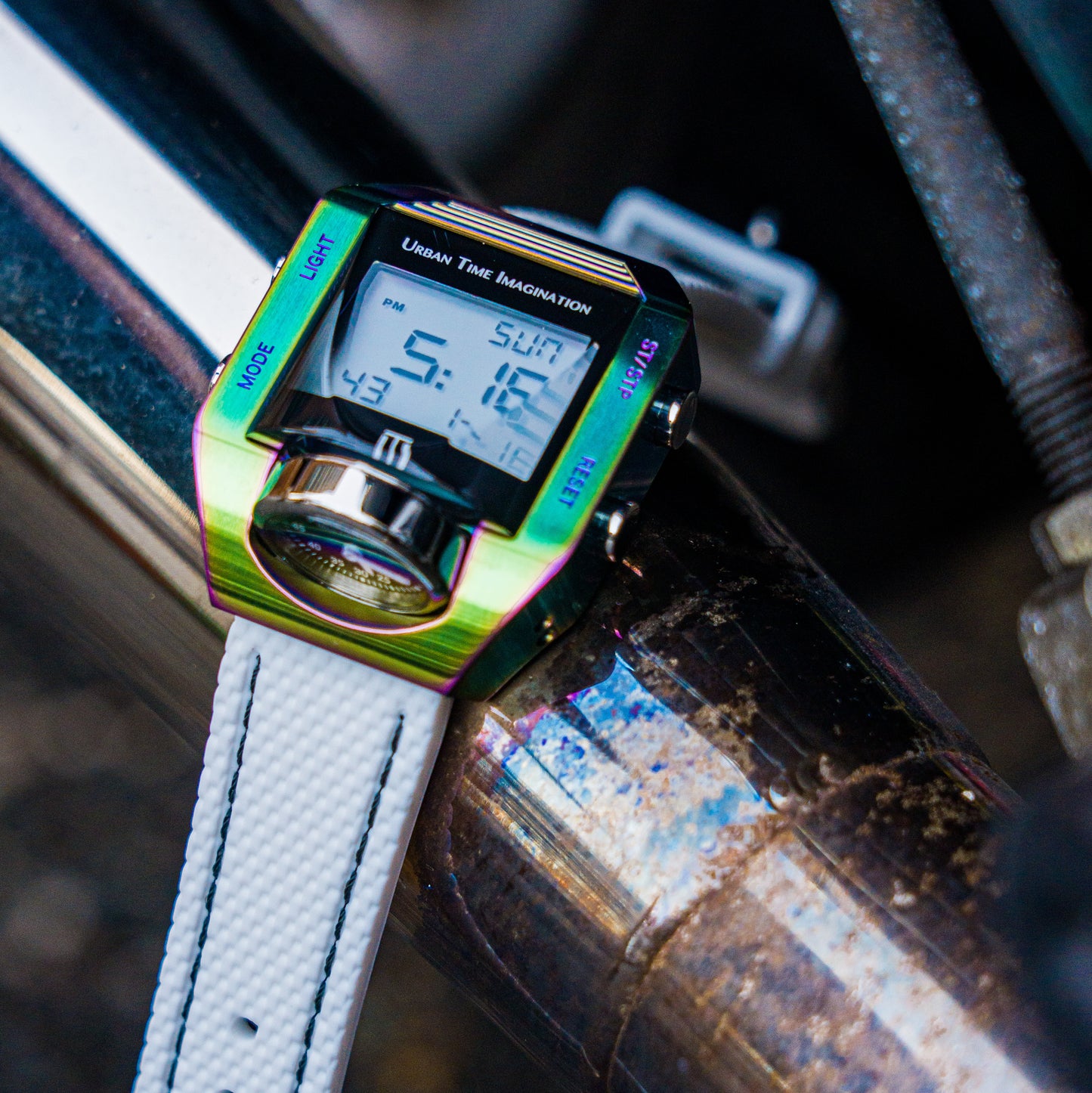 270 SERIES AURORA 003-8 - Urban Time Imagination
