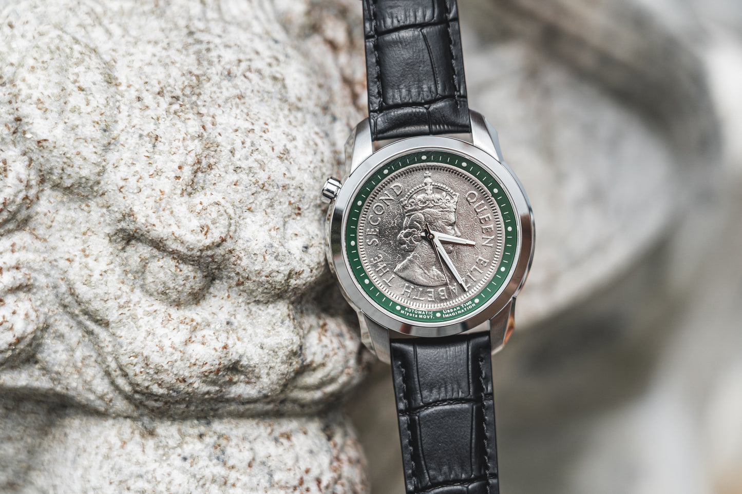 1970 QE2 RACING GREEN GOLDEN JUBILEE - Urban Time Imagination