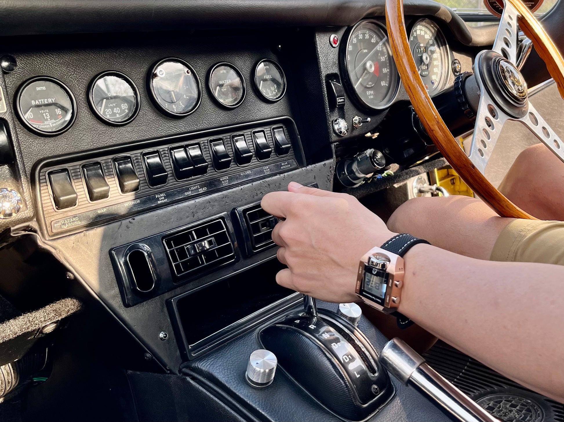 270 SERIES ROSE GOLD 003-3 - Urban Time Imagination