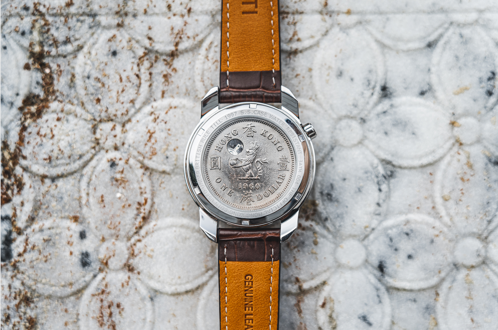 1960 QE2 CARBON BLACK DIAMOND JUBILEE - Urban Time Imagination