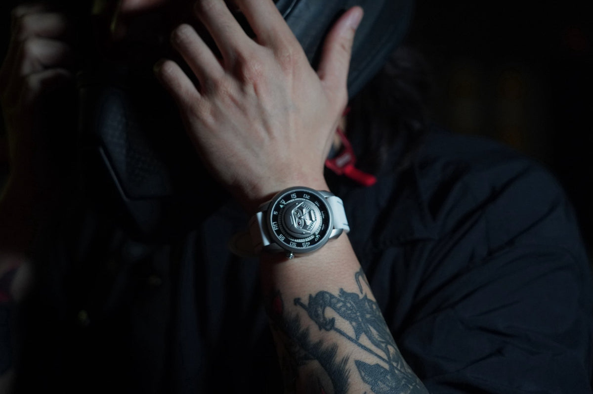 CYPHER - WHITE - Urban Time Imagination